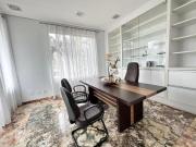 Casa para venda e locação no condomínio Bougainville