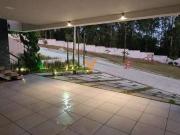 Casa para venda em Aldeia Da Serra de 10.00m² com 4...