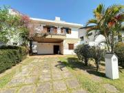 Casa para venda em Alphaville de 316.81m² com 4 Quartos,...