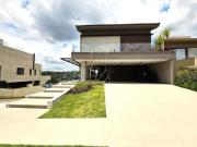 Casa para venda em Alphaville localizada no condomínio...