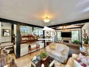 Casa para venda em Chácara Santa Lúcia em Carapicuíba...