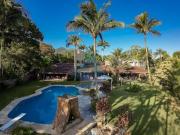 Casa para venda em Condomínio Domingas Dias de 731.00m²...