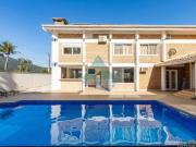 Casa para venda em Condomínio Lagoinha de 526.00m² com 8...