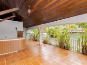 Casa para Venda em Curitiba, Guabirotuba, 5 dormitórios,...