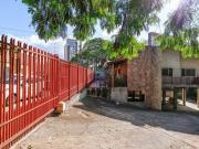 Casa para venda em Jardim Faculdade de 379.00m² com 3...