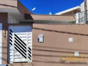 Casa para venda em Jardim Hikari de 220.00m² com 3...