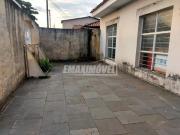 Casa para venda em Jardim Maria Do Carmo de 300.00m² com...