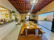 Casa para venda em Monza em Colombo Paraná de 241.00m²...