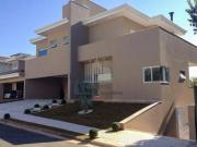 Casa para venda em Nações de 580.00m² com 4 Quartos, 4...