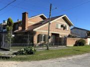 Casa para Venda em Pelotas, Três Vendas, 3 dormitórios,...