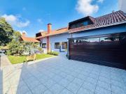 Casa para venda em Portão de 426.00m² com 4 Quartos, 1...