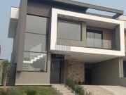 Casa para venda em Roncáglia de 231.38m² com 3 Quartos,...