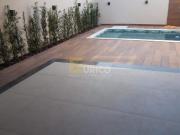 Casa de Condomínio para venda em Roncáglia em Valinhos...