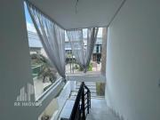 Casa para venda em Suru de 299.00m² com 3 Quartos, 3...