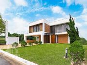 Casa para venda em Tamboré de 604.00m² com 3 Quartos, 2...