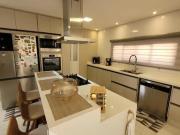 Casa para venda em Tarumã de 279.00m² com 5 Quartos, 3...