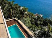 Casa para venda no Condominio Península em Guarujá