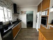 Casa Para Venda no Condomínio. THINA Jardim Carolina...