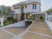 Casa para venda por R$ 7.300.000,00 em Alphaville,...