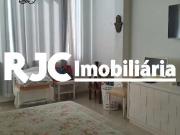 Casa para venda possui 238 metros quadrados com 5...