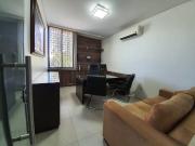 Casa para venda possui 476 metros quadrados com 10...