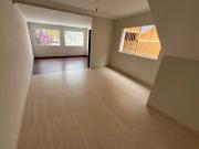 Casa para venda tem 240 metros quadrados com 4 quartos...