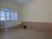 Casa para Venda/Aluguel com 2 quartos, 100 m² por R$ 380.000