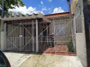 Casa para Venda/Aluguel com 2 quartos, 69 m² por R$ 790.000