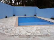 Casa para Venda/Aluguel com 3 quartos, 200 m² por R$...