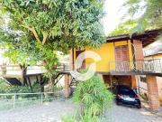 Casa para Venda/Aluguel com 3 quartos, 209 m² por R$...