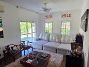 Casa para Venda/Aluguel com 3 quartos, 210 m² por R$...