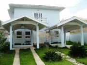 Casa para Venda/Aluguel com 3 quartos, 212 m² por R$...