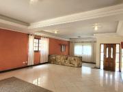 Casa para Venda/Aluguel com 3 quartos, 244 m² por R$...