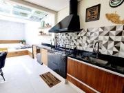 Casa para Venda/Aluguel com 3 quartos, 338 m² por R$...