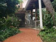 Casa para Venda/Aluguel com 3 quartos, 340 m² por R$...