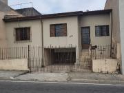 Casa para Venda/Aluguel com 3 quartos por R$ 350.000