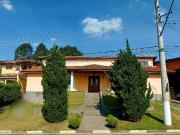 Casa para Venda/Aluguel com 4 quartos, 253 m² por R$...