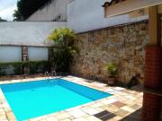 Casa para Venda/Aluguel com 4 quartos, 290 m² por R$...