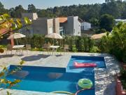 Casa para Venda/Aluguel com 4 quartos, 320 m² por R$ 985.000