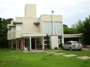 Casa para Venda/Aluguel com 4 quartos, 340 m² por R$... Casa para Venda/Aluguel com 4 quartos, 340 m² por R$...