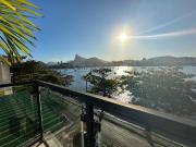 Casa para Venda/Aluguel com 4 quartos, 458 m² por R$...