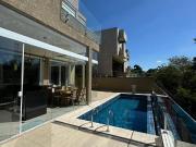Casa para Venda/Aluguel com 4 quartos, 510 m² por R$...