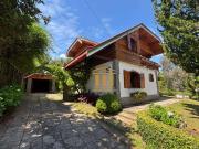 Casa para Venda/Aluguel com 4 quartos, 650 m² por R$...