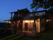 Casa para Venda/Aluguel com 4 quartos, 692 m² por R$...