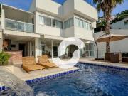 Casa para Venda/Aluguel com 5 quartos, 620 m² por R$...