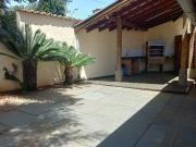 Casa para Venda/Aluguel com 5 quartos por R$ 2.350.000