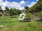 Casa para Venda/Aluguel com 8 quartos, 1500 m² por R$...