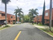 CASA PARA VENTA ENVIGADO SECTOR LOMA DE LOS BENEDICTINOS