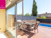 Casa pareada en alquiler en Sant Feliu de Llobregat, de...