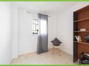 Casa pareada en Chilches Costa – 4 dormitorios, amplio...